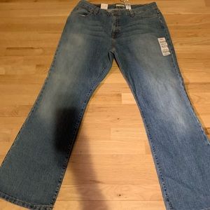 New women’s Levi’s 515 bootcut stretch Jeans 20W